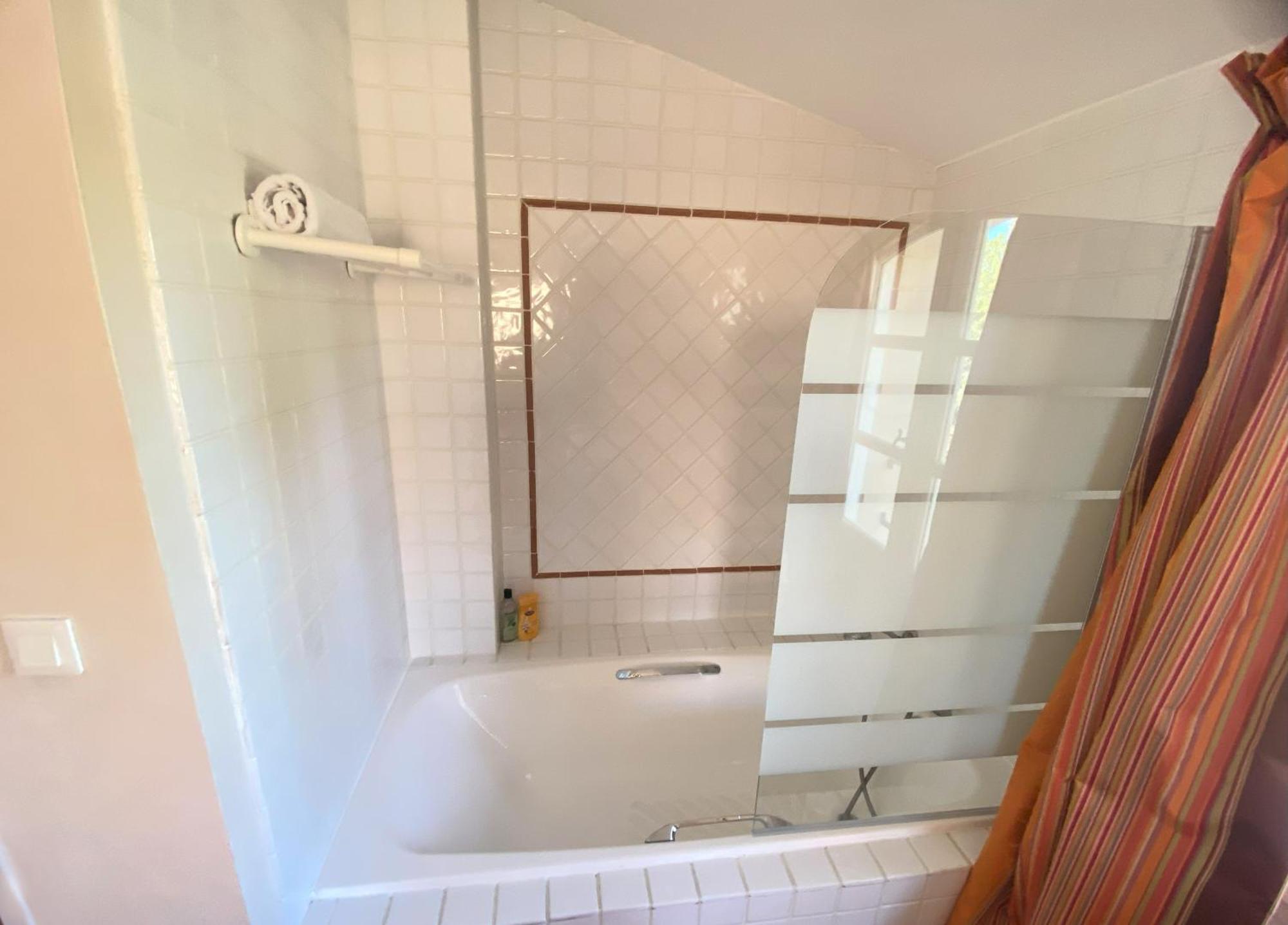 T3 Vue Mer Exceptionnelle Au Domaine Fregate Bandol Saint-Cyr-sur-Mer Exteriör bild